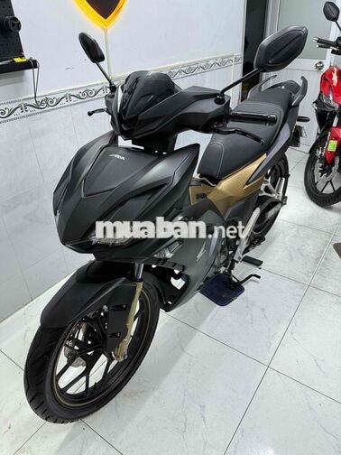 Honda Winner X V3 ABS 2023 nhân viên IT đi rất kỹ