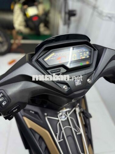 Honda Winner X V3 ABS 2023 nhân viên IT đi rất kỹ