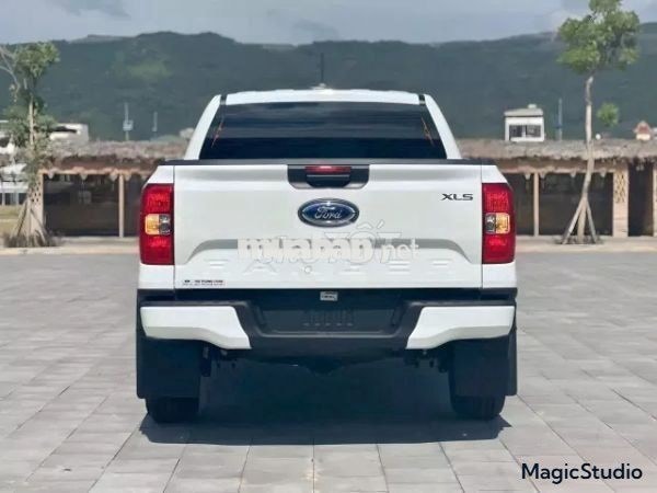 Ford Ranger XLS 2.0 AT 4x2 2026 Trắng