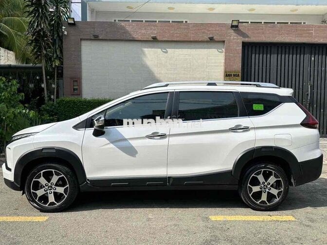 Mitsubishi Xpander Cross 2020 Trắng 3 vạn