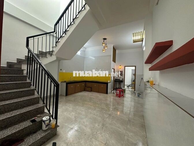 NHÀ 2 TẦNG MẶT TIỀN NGUYỄN ĐỖ CUNG- GẦN CHỢ HÒA MỸ, TRƯỚC BẾN XE