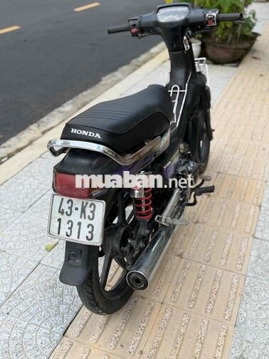 Honda Dream Đen Việt Nam