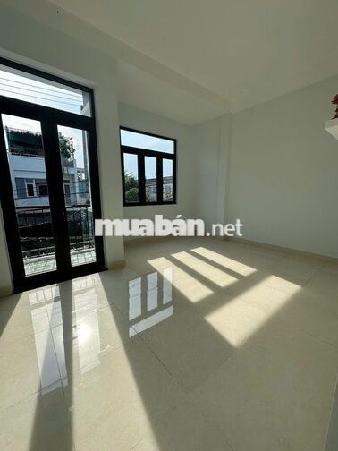NHÀ 2 TẦNG MẶT TIỀN NGUYỄN ĐỖ CUNG- GẦN CHỢ HÒA MỸ, TRƯỚC BẾN XE