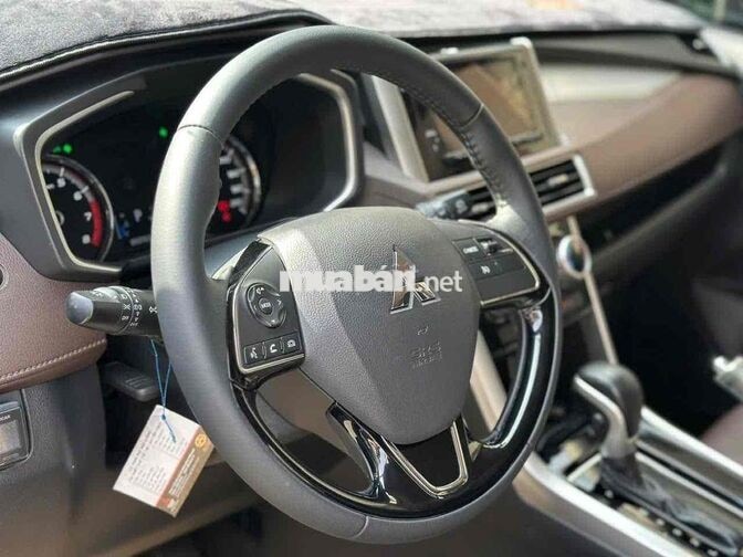 Mitsubishi Xpander Cross 2020 Trắng 3 vạn