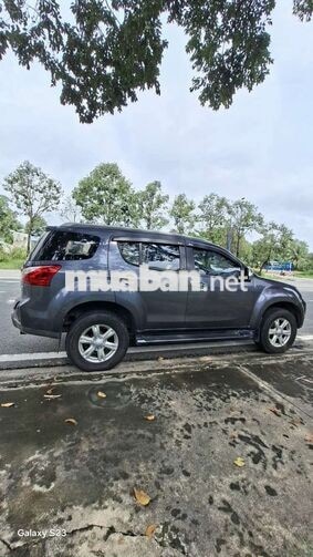 Isuzu Mu-X 2017 SUV Xám