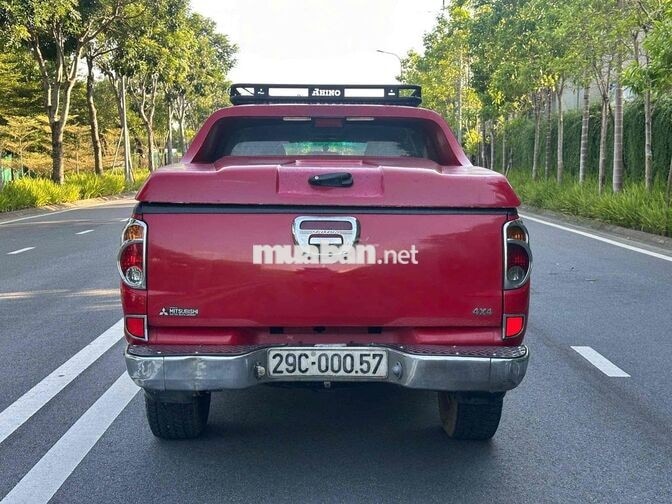 Mitsubishi Triton 2010 Dầu Tự động Đỏ