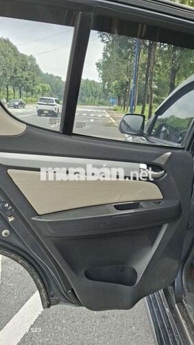 Isuzu Mu-X 2017 SUV Xám
