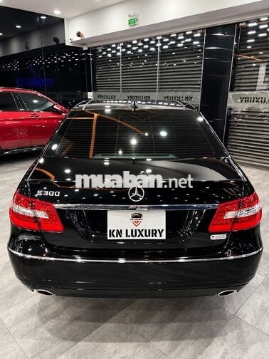 Mercedes-Benz E300 Elegance W212 2010 Đen