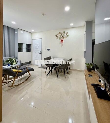 Cho thuê căn 2pn 2wc Full nội thất giá 8tr5 chung cư Dream Home Palace