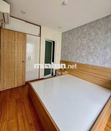Cho thuê căn 2pn 2wc Full nội thất giá 8tr5 chung cư Dream Home Palace
