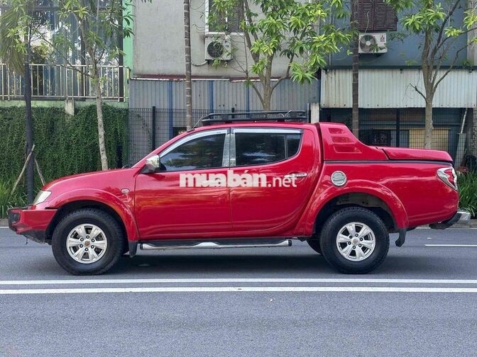 Mitsubishi Triton 2010 Dầu Tự động Đỏ