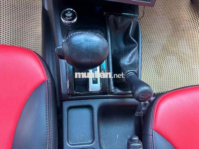 Mitsubishi Triton 2010 Dầu Tự động Đỏ