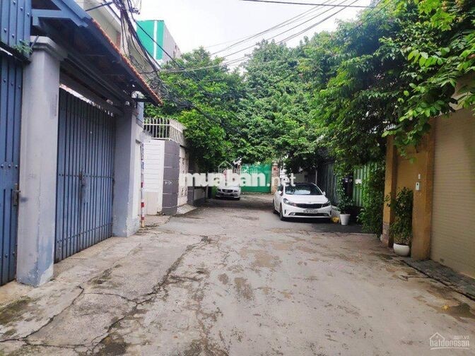 Kiot trệt khu cafe văn phòg ,trên có 30 phòg trọ,tiện ở và kih doah