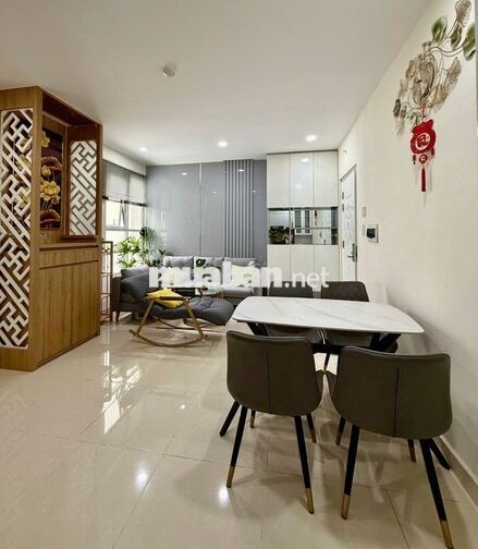 Cho thuê căn 2pn 2wc Full nội thất giá 8tr5 chung cư Dream Home Palace