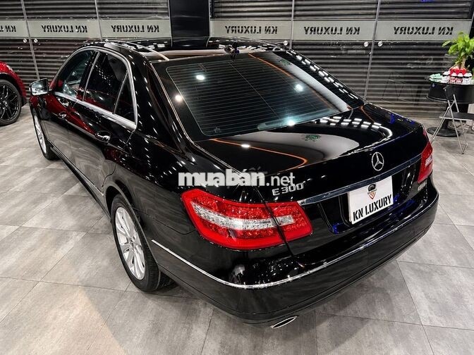 Mercedes-Benz E300 Elegance W212 2010 Đen