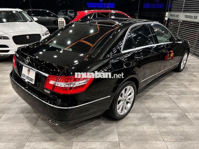 Mercedes-Benz E300 Elegance W212 2010 Đen