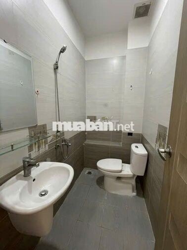 Cho thuê nhà 4.5x15m, hẻm 4m TrươgThịHoa,sát Mega market, 1 trệt 1 lầu
