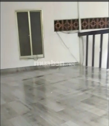 Cho thuê nhà lầu 1 chung cư Trần hưng Đạo