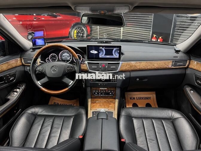 Mercedes-Benz E300 Elegance W212 2010 Đen