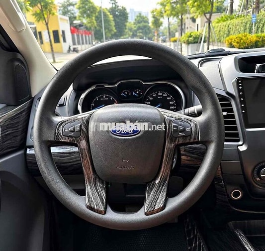 Ford Ranger XLS 2.2AT 2016 Nhập khẩu Đen