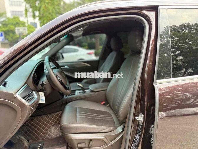 VinFast Lux SA 2.0 Plus 2021 Nâu 80000 km