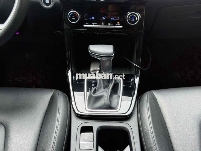 Hyundai Creta đặc biệt 1.5 AT sản xuất 2024
