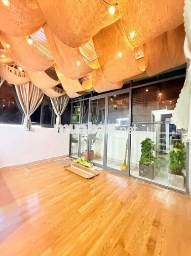 CĂN HỘ PENTHOUSE FULL NỘI THẤT NGAY CHỢ TÂN ĐỊNH, CV LÊ VĂN TÁM, TCV