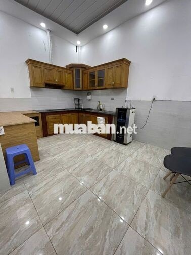 Cho thuê nhà 4.5x15m, hẻm 4m TrươgThịHoa,sát Mega market, 1 trệt 1 lầu
