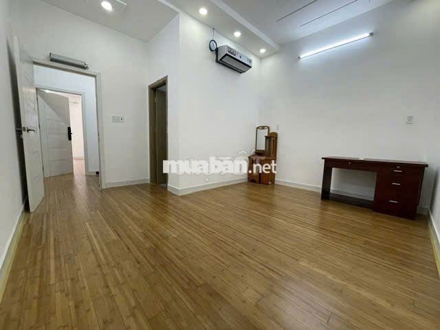 Cho thuê nhà 4.5x15m, hẻm 4m TrươgThịHoa,sát Mega market, 1 trệt 1 lầu