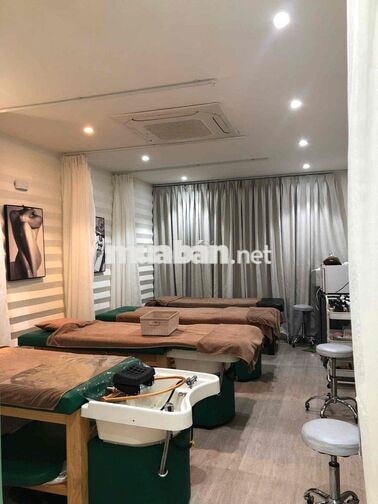 Sang nhượng spa 2MT HXH 150 Nguyễn Trãi P Bến Thành Q1.(mặt sau Tôn Th