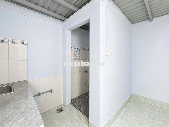 GẦN TRƯỜNG DH NGUYỄN TẤT THÀNH Q12 VÀ CHỢ ĐẦU MỐI