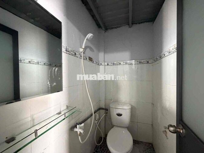 GẦN TRƯỜNG DH NGUYỄN TẤT THÀNH Q12 VÀ CHỢ ĐẦU MỐI
