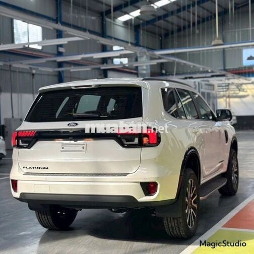 Xe Ford Everest Platinum 2.0L 4x2 AT 2026