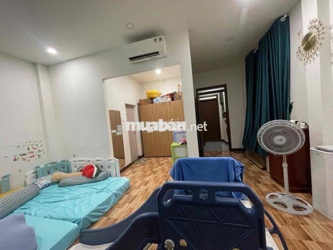 BÁN NHÀ CHỈ 110 /M DT KHỦNG 74M HẺM XE HƠI ĐỔ CỬA TOÀN BIỆT THỰ  NHỈNH