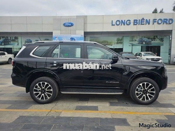 Xe Ford Everest Platinum 2.0L 4x4 AT 2026