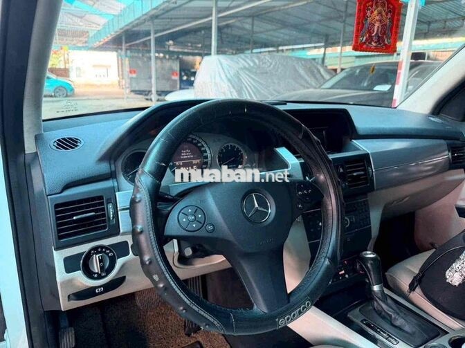 Mercedes-Benz GLK 300 2010 Trắng