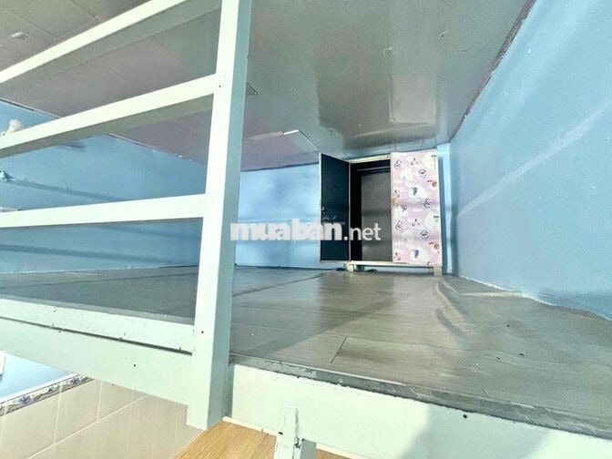 PHÒNG GÁC LỐI ĐI BAN CÔNG THANG MÁY - KẾ BÊN TDT ĐH CẢNH SÁT LOTTE