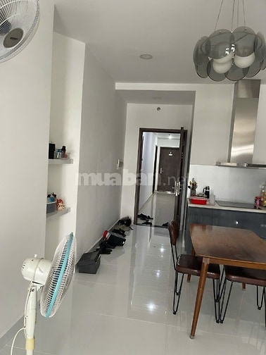 Cho thuê căn hộ Tulip Quận 7,Giá 10tr/th có nội thất , nhà đang trống
