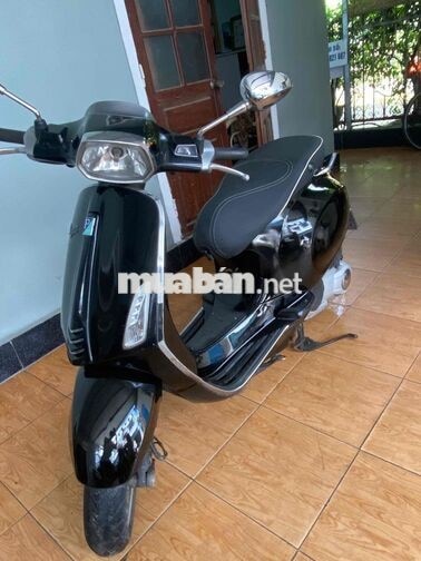 bán xe vespa sprint xe đẹp keng máy êm khỏi bàn