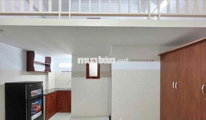 phòng đẹp rộng full nt 6p đi xe gần TDTU