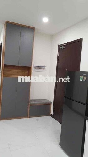 BÁN GẤP CĂN 2PN FULL NỘI THẤT DT 79m2 GIÁ TỐT CC SKYVIEW
