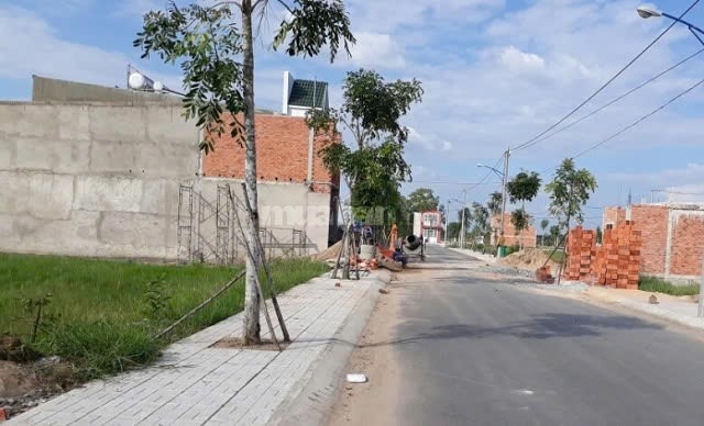 Bán gấp lô đất 109m2 giá 380 triệu Tỉnh Lộ 2, xã Trung Lập Hạ, Củ Chi