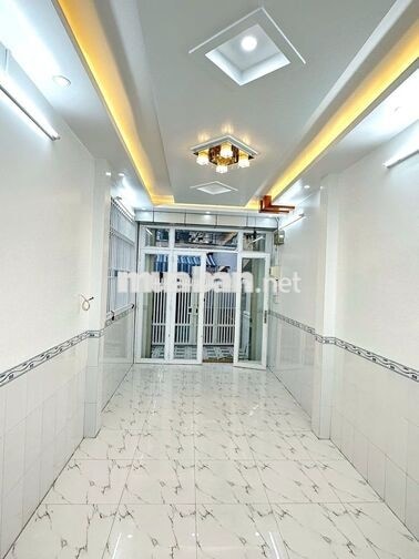 Nhà 2 Lầu 3PN Góc 2MT, Hẻm Đường Quang Trung chir 6,5 triệu