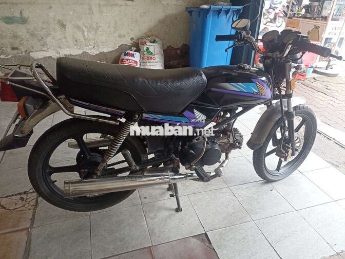 Honda Win 100 Indonesia còn tin là còn xe 