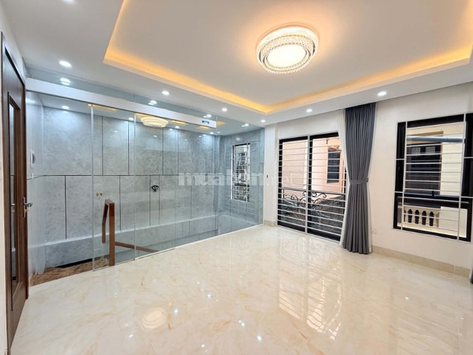 TÂN MAI_SÁT ĐƯỜNG VĐ 2.5_8 TẦNG_Ô TÔ TRÁNH_VỪA Ở VỪA KDOANH VĂN PHÒNG