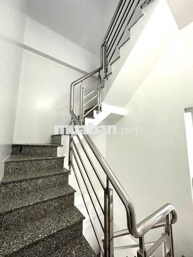 Nhà 2 Lầu 3PN Góc 2MT, Hẻm Đường Quang Trung chir 6,5 triệu