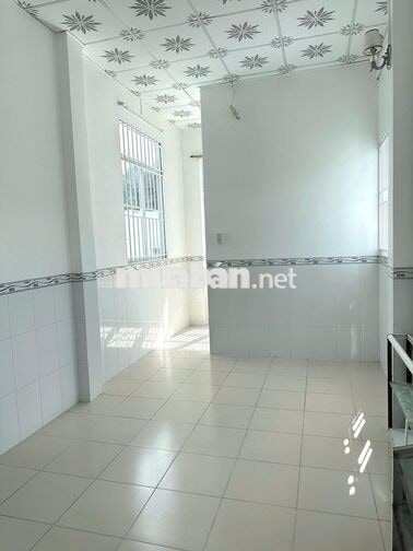 Nhà 2 Lầu 3PN Góc 2MT, Hẻm Đường Quang Trung chir 6,5 triệu