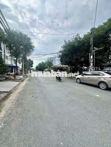 Nhà 2 lầu 4PN đường Lê Chân 12tr tluong