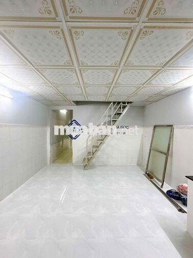 Nhà gác lửng 4x20 h xe hơi cách Trần Thị Cờ 50m