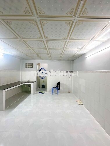 Nhà gác lửng 4x20 h xe hơi cách Trần Thị Cờ 50m